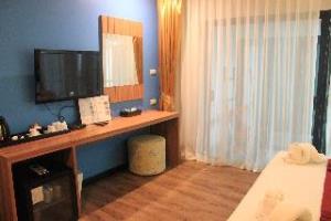 Must Sea Hotel Пхукет Экстерьер фото